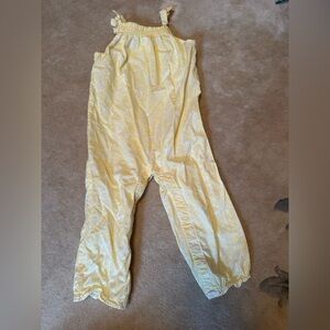 Girls 18-24 months Janie and jack romper! In perfect condition.